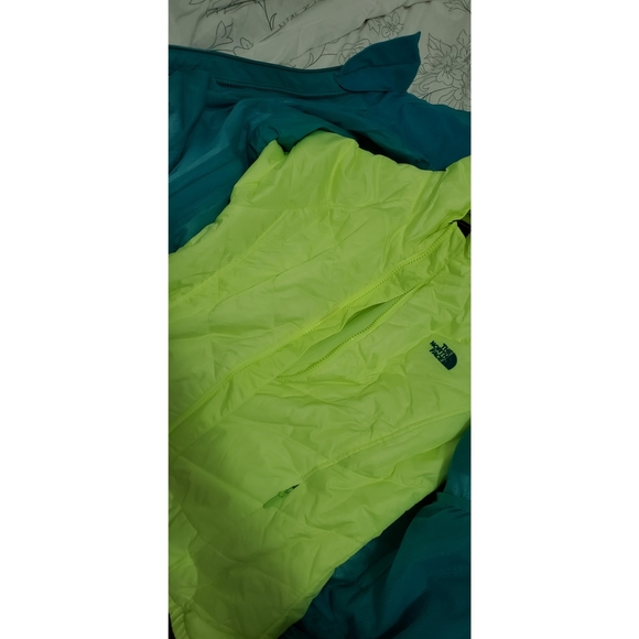 The North Face Womens Ski Jacket - Picture 7 of 7